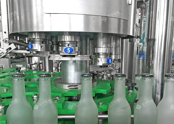 雞尾酒灌裝機(jī) 雞尾酒灌裝機(jī)